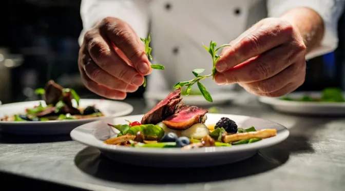 Chef bereidt gerecht